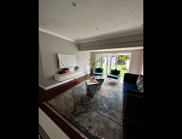 3 BEDROOM PROPERTY TO RENT IN GREENSIDE